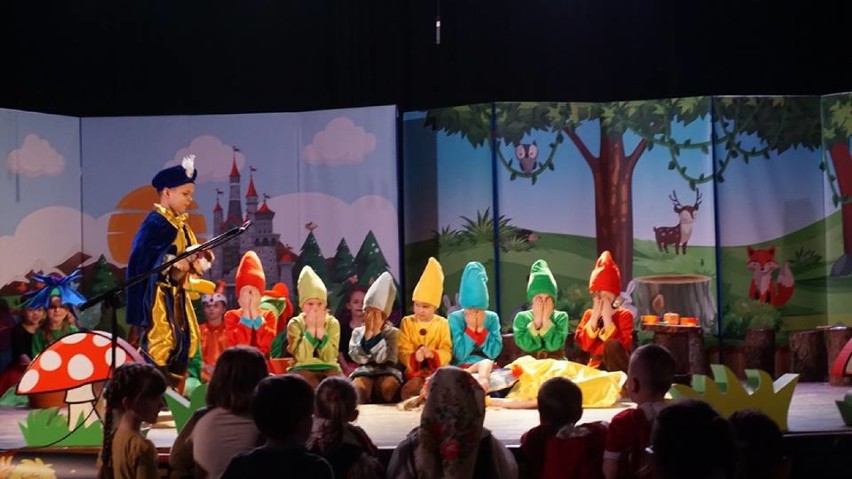 Festiwal Teatrów Przedszkolnych w Chodzieży "Bajkowa scena" odbył się już po raz czwarty (FOTO) 