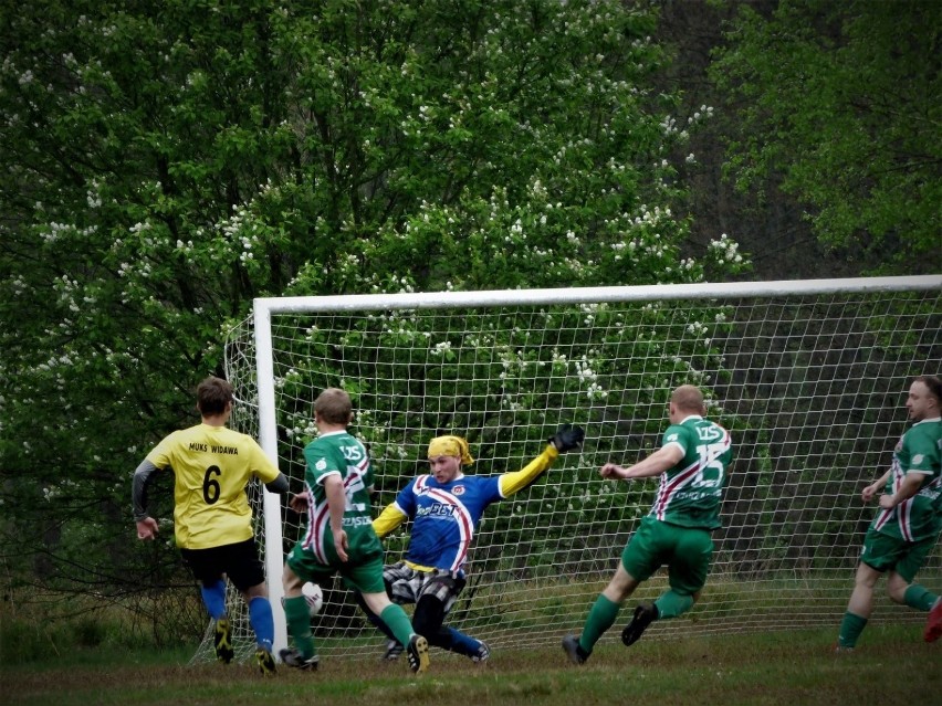 To był mecz. Derby gminy Widawa w Chrząstawie [zdjęcia]