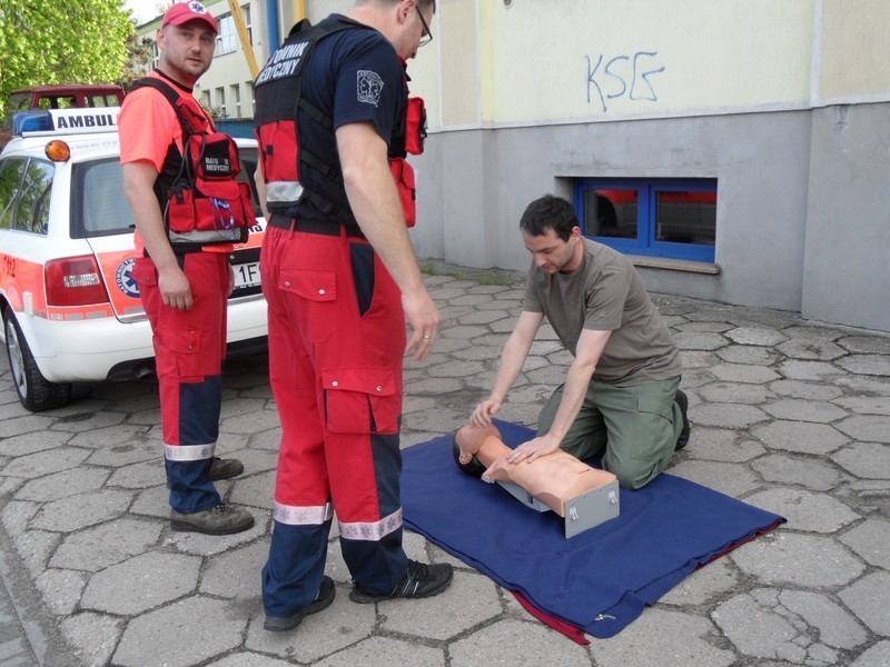 Lubliniec: Policja, ratownicy medyczni i mundurówka kontrolowali kierowców