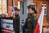 Tak w Malborku uczczono żołnierzy wyklętych, zwanych niezłomnymi. Burmistrz: "Wolna i niepodległa Polska jest darem i zobowiązaniem"