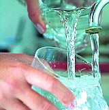 Kto wreszcie wypije krystaliczną wodę?