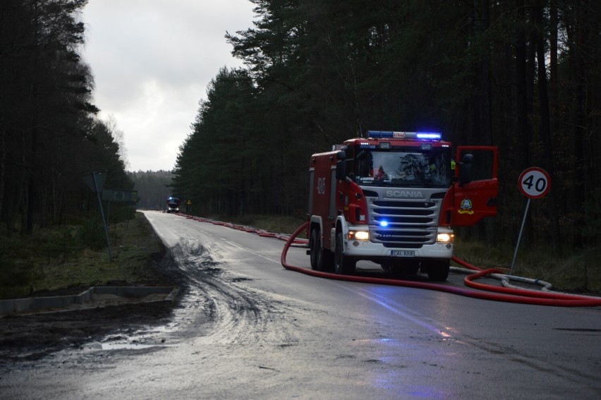 Wojewoda zajął się sprawą pożaru w Kamieńcu. Zwołał Wojewódzki Zespół Zarządzania Kryzysowego