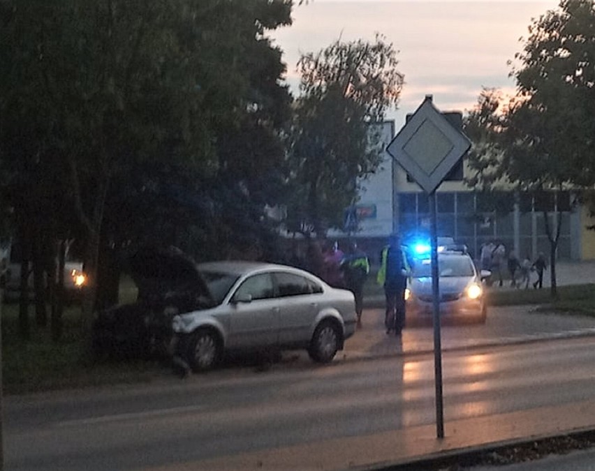 Na ulicy Laubitza w Inowrocławiu doszło do zderzenia dwóch...