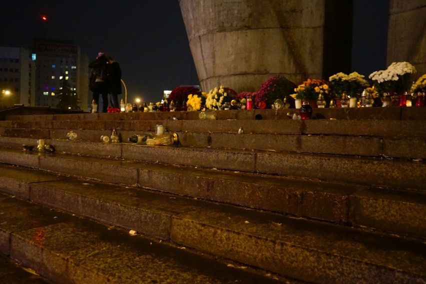 Poniedziałkowy strajk kobiet w Rzeszowie nie zachwycił liczebnością. Nie było blokady dróg