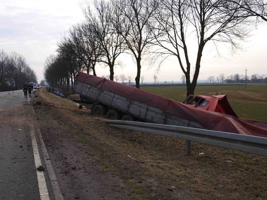 22 marca 2011 r. kierowca volkswagena zginął w wypadku na...