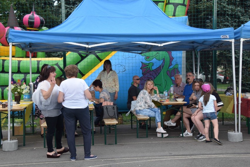 Piknik Integracyjny "Pokonajmy Bariery" w Zawierciu FOTO