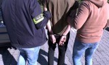 Bandycki napad w Prudniku. 18- i 28-latek zatrzymani w pościgu 