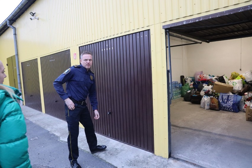 Legnica: Miejski punkt zbiórki darów dla mieszkańców Ukrainy jest w siedzibie Straży Miejskiej