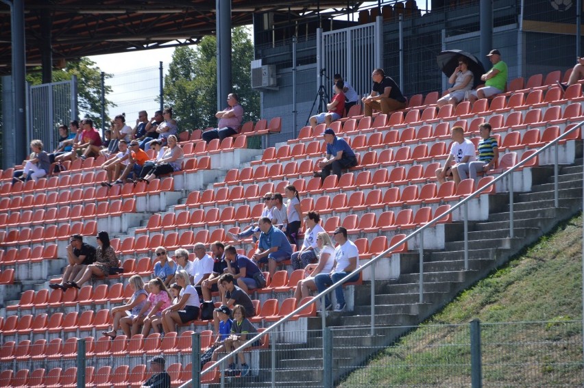 Chrobry U-15 przegrywa z FC Wrocław Academy 1:6 na start Centralnej Ligi Juniorów [ZDJĘCIA]