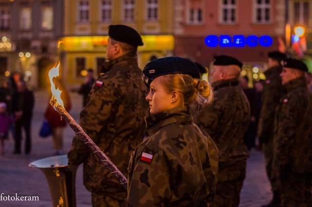 We Wrocławiu główne uroczystości zorganizowano na placu Gołębim. ...