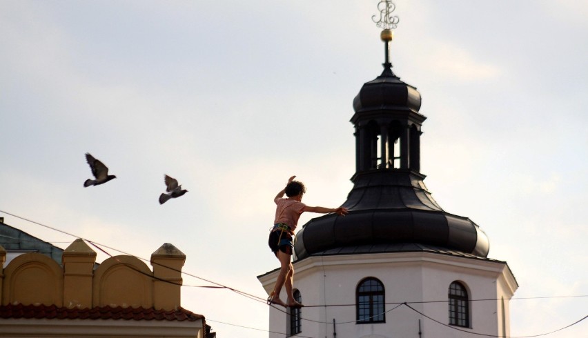 Lublin stolicą sztuki cyrkowo-ulicznej. Zobacz fotorelację z trzeciego dnia 12. edycji Carnavalu Sztukmistrzów