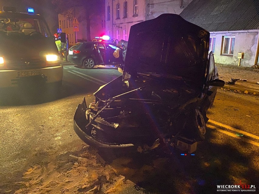 Poważny wypadek na ulicy Sienkiewicza w Sępólnie Krajeńskim. Są poszkodowani