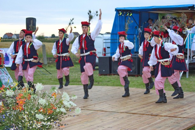 Folklor w Biadkach - Wakacyjne Spotkania z Folklorem 2013