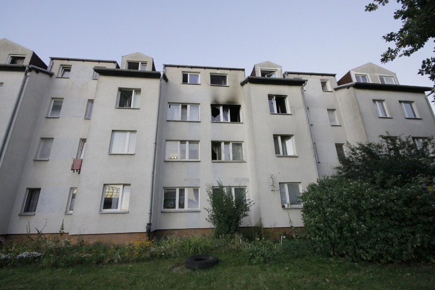 Wrocław: Kobieta zginęła w czasie pożaru mieszkania przy ul. Maślickiej (ZDJĘCIA)