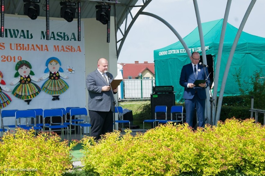 Za nami festiwal ubijania masła w Lubochni. Wręczono nagrody dla kół gospodyń i wyróżnienia dla najlepszych rolników [FOTO]