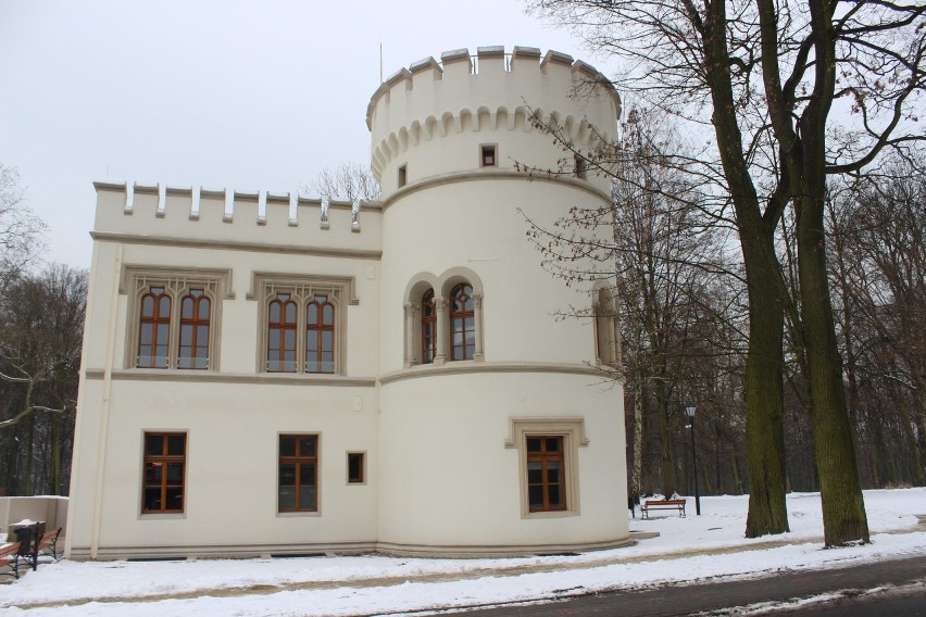 Zimową porą warto odwiedzić Miechowice, dzielnicę Bytomia....