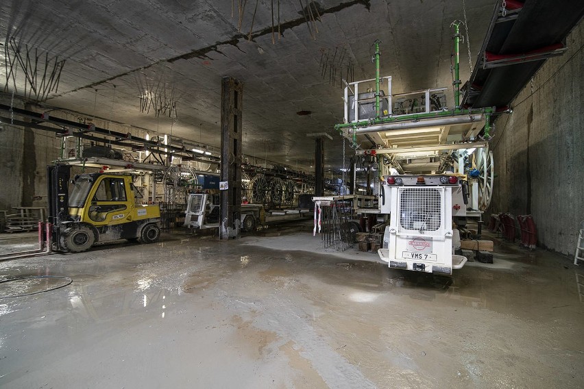 Metro na Bródnie. Ogromne wiertarki zaczęły drążyć podziemny tunel. Zdążą na czas?