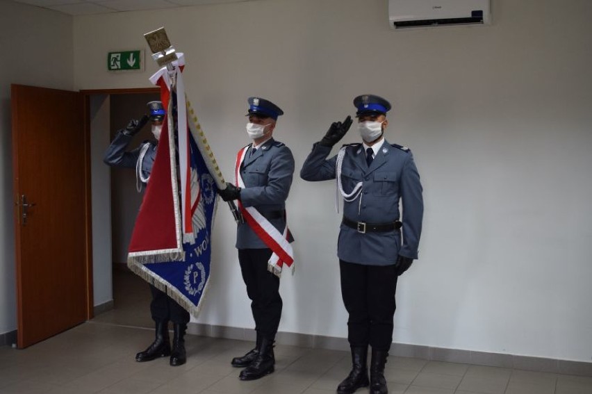Święto Policji 2020. Liczne podziękowania i awanse w wolsztyńskiej jednostce 