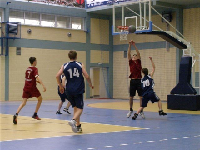 Turniej koszykówki o puchar Burmistrza Dąbrowy Tarnowskiej [ZDJĘCIA]