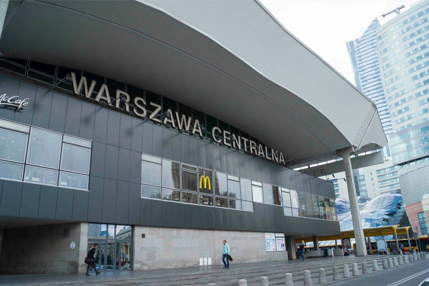 Warszawa Centralna. Co wiemy o Dworcu Centralnym w Warszawie? [Warszawa  Centralna: adres, dojazd, sklepy, historia] | Warszawa Nasze Miasto