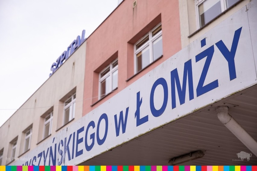 W niedzielne południe szpital w Łomży zaczął szczepienia antycovidowe (zdjęcia)