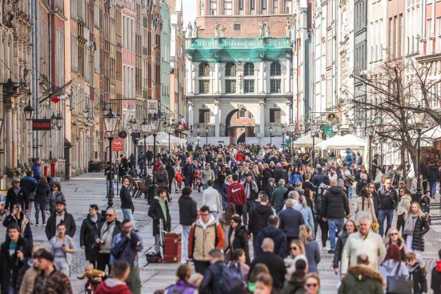 Gdańszczanie na wielkanocnym spacerze. Pogoda zachwyca! [GALERIA]