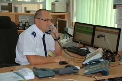 Policjant z Wałbrzycha uratował życie dziecka - prowadził przez telefon akcję ratunkową