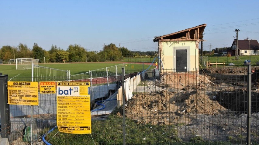 Ciąg dalszy modernizacji stadionu w Zblewie ZDJĘCIA 