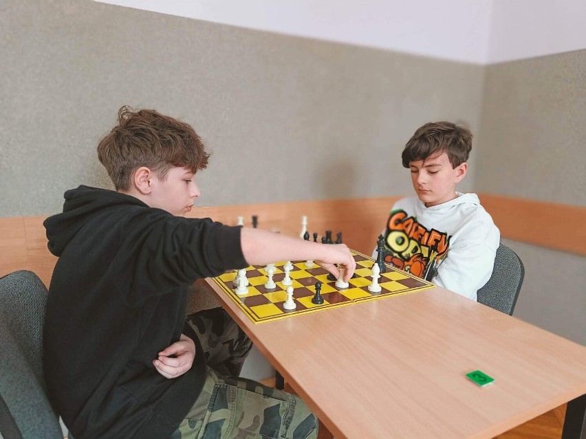 Turniej w ramach projektu "Łódzkie gra w szachy" w Wieluniu