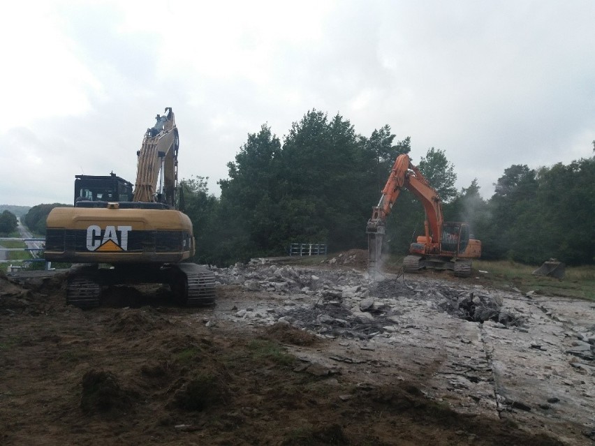 Rozebrany zostanie wiadukt nad drogą krajową numer 20 w...