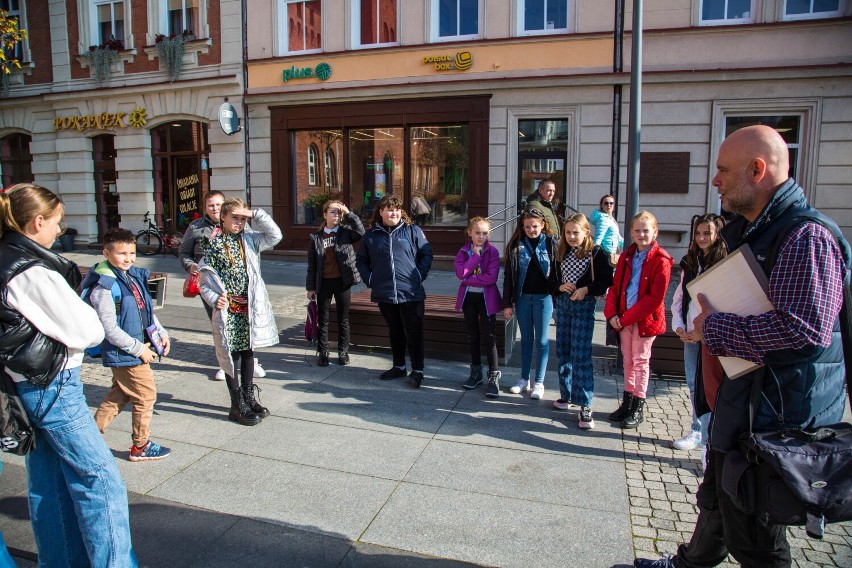 Dzieci z Łubowa poznawały pracę szczecineckich dziennikarzy [zdjęcia]