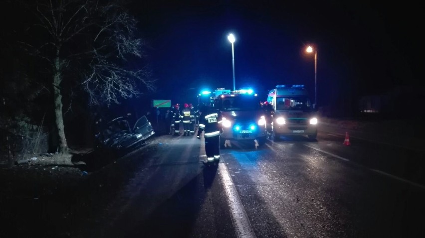 Wypadek w Michałowie. Trzy osoby poszkodowane