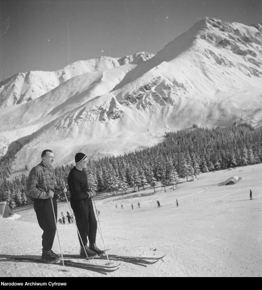 Tatry. Tak dawniej wędrowano na nartach po górach. Nie było tłumów, była przyroda, przygoda i piękne widoki [ZDJĘCIA]