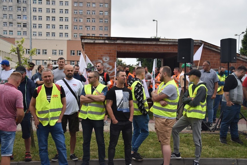 Ostatnie protesty związkowców JSW miały miejsce pod siedzibą...