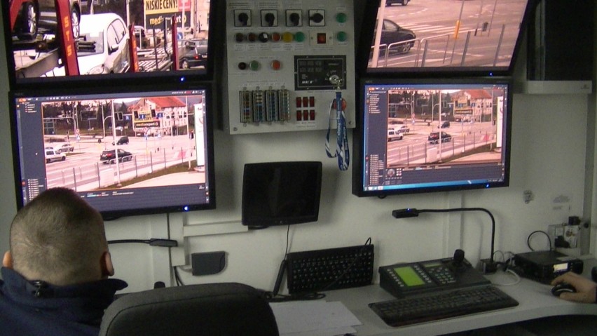 Mobilne centrum monitoringu policji