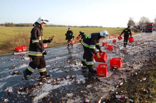 Fotorelacja z usuwania skutków zdarzeń drogowych