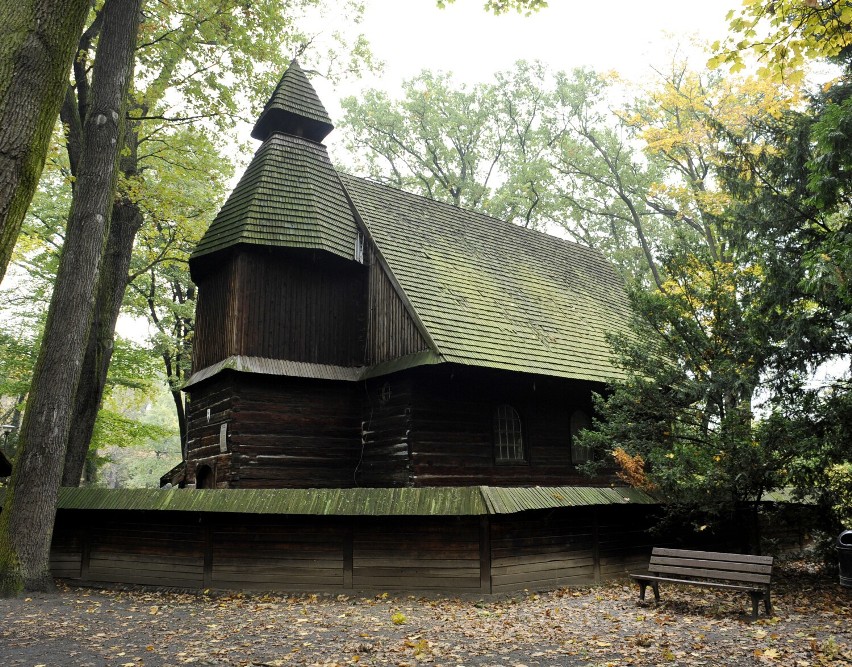 Kościółek w parku Szczytnickim