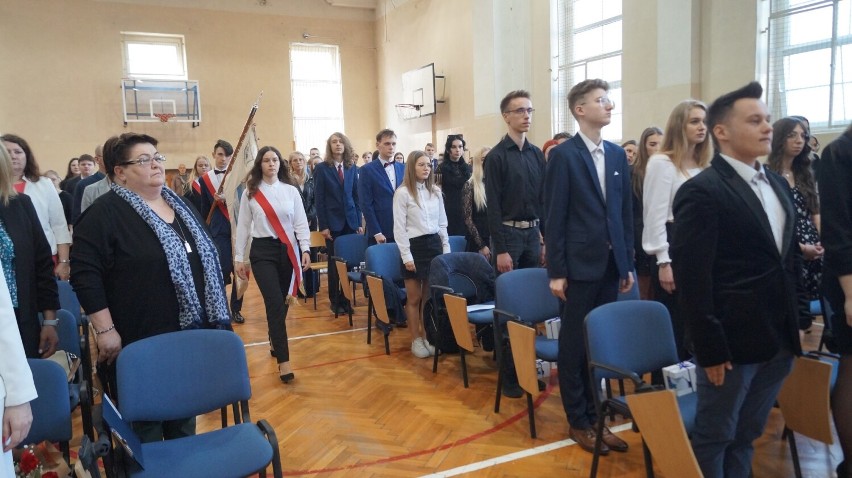 Pożegnanie absolwentów i matura 2023 w Katolickim Liceum i Technikum SPSK w Wieluniu