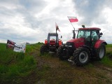 Protest w Żurawlowie: Mieszkańcy postawili namiot i oglądają filmy dokumentalne (ZDJĘCIA)