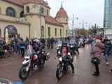 Święto Niepodległości w Sopocie: Parada zabytkowych samochodów, motocykli i rowerów. Dziecięcy chór wzruszył wiązanką patriotycznych melodii