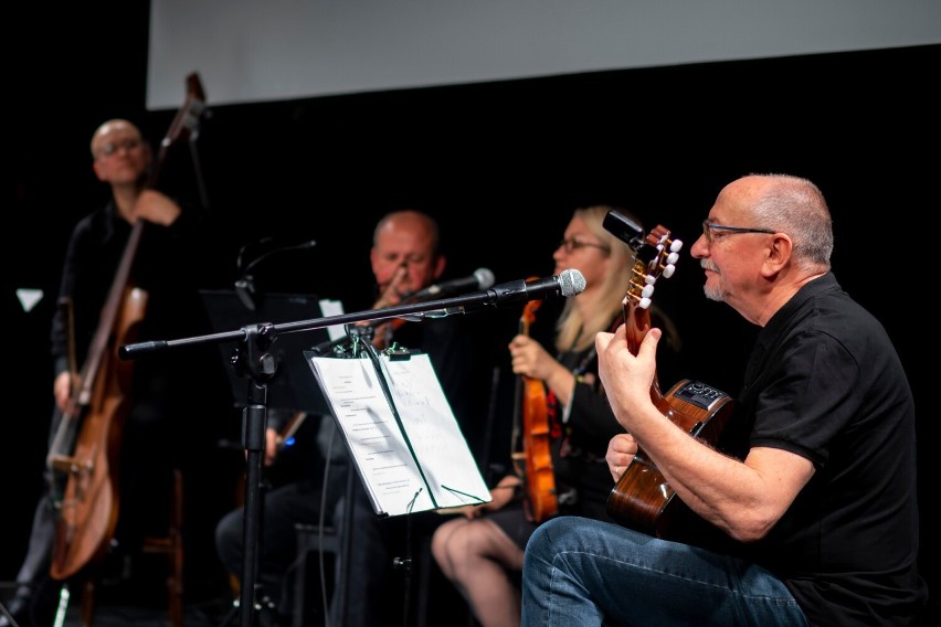 ERGO na scenie Teatru KTO w Krakowie. Kabaret z Nowego Sącza świętuje jubileusz 