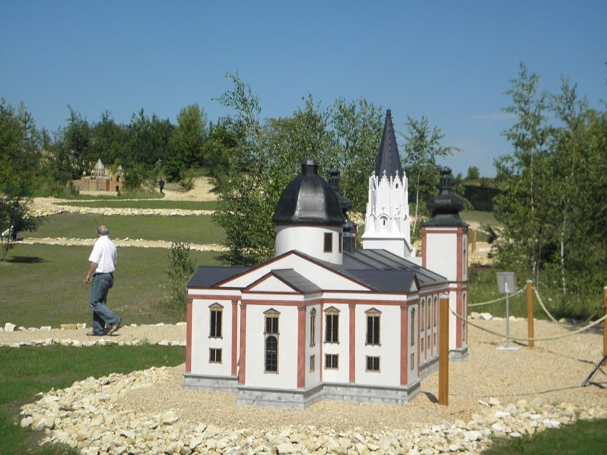 Park miniatur sakralnych na Złotej Górze w Częstochowie. Otwarcie parku 11 sierpnia [ZDJĘCIA]