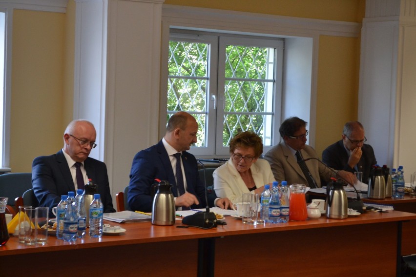 Pruszcz Gd.: sesja absolutoryjna Rady Powiatu Gdańskiego