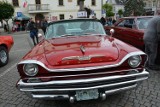 Stare amerykańskie samochody, motocykle opanowały Sulechowski rynek. Akcja miała zachęcić do oddawania krwi