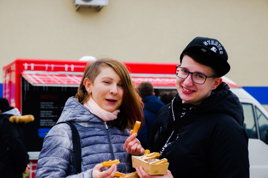 Festiwal Smaków Food Trucków 24-25.03.2018 - Galeria...