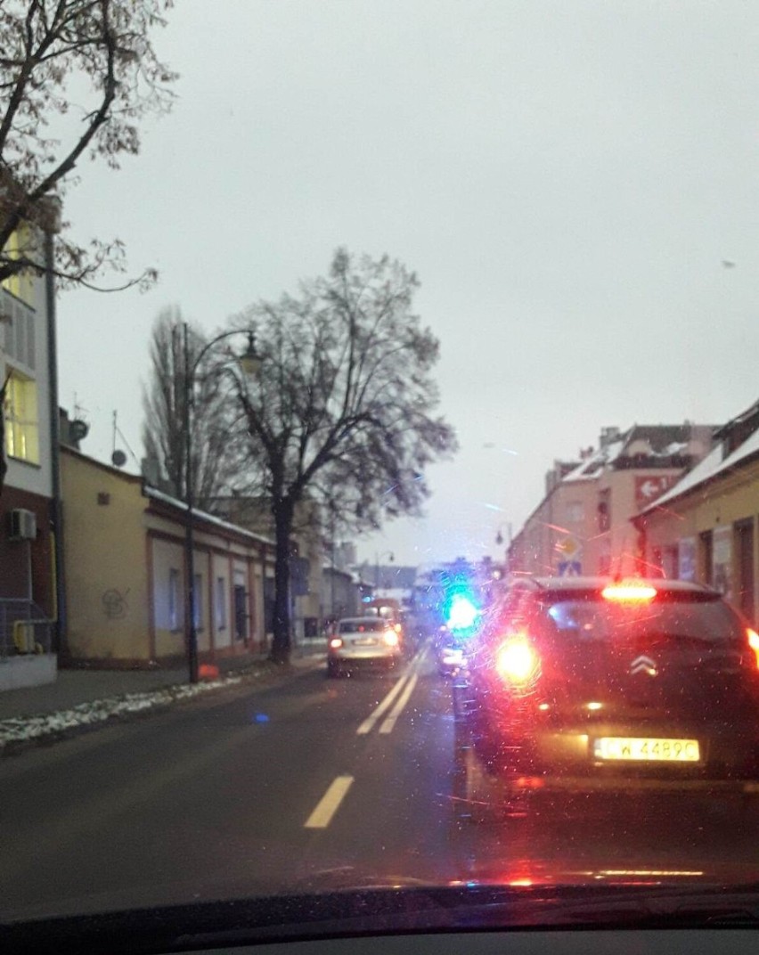 Potrącenie matki z dzieckiem na ulicy Królewieckiej we...