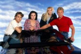 Tak zmieniły się gwiazdy Beverly Hills 90210. Torii Spelling przesadziła z operacjami plastycznymi, a Jason Priestley to przystojniak