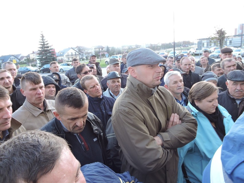 Sytuacja mleczarni Bielmlek coraz gorsza. Kontrahenci chcą upadłości a rolnicy -  pieniędzy za mleko