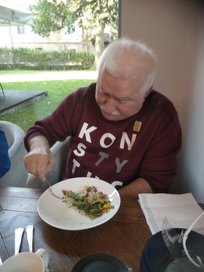 Dieta pana prezydenta, czyli co Lech Wałęsa ma na talerzu! (ZDJĘCIA)
