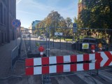 Strażnicy miejscy blokują i mandatują kierowców w Bydgoszczy za złe parkowanie
